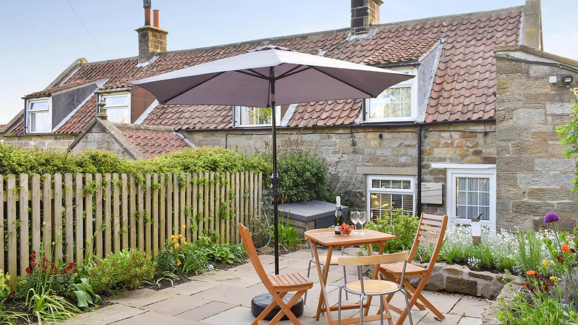 New Cottage Egton 0*,