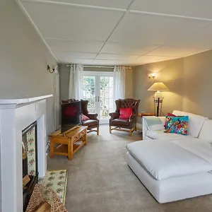 Host & - Arncliffe View Egton
